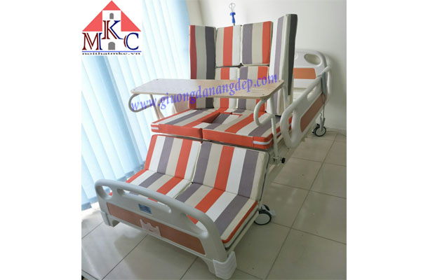 Tri ân khách hàng ngày 20-10, giảm giá đến 35 các mẫu giường bệnh nhân đa năng MKC-Medical